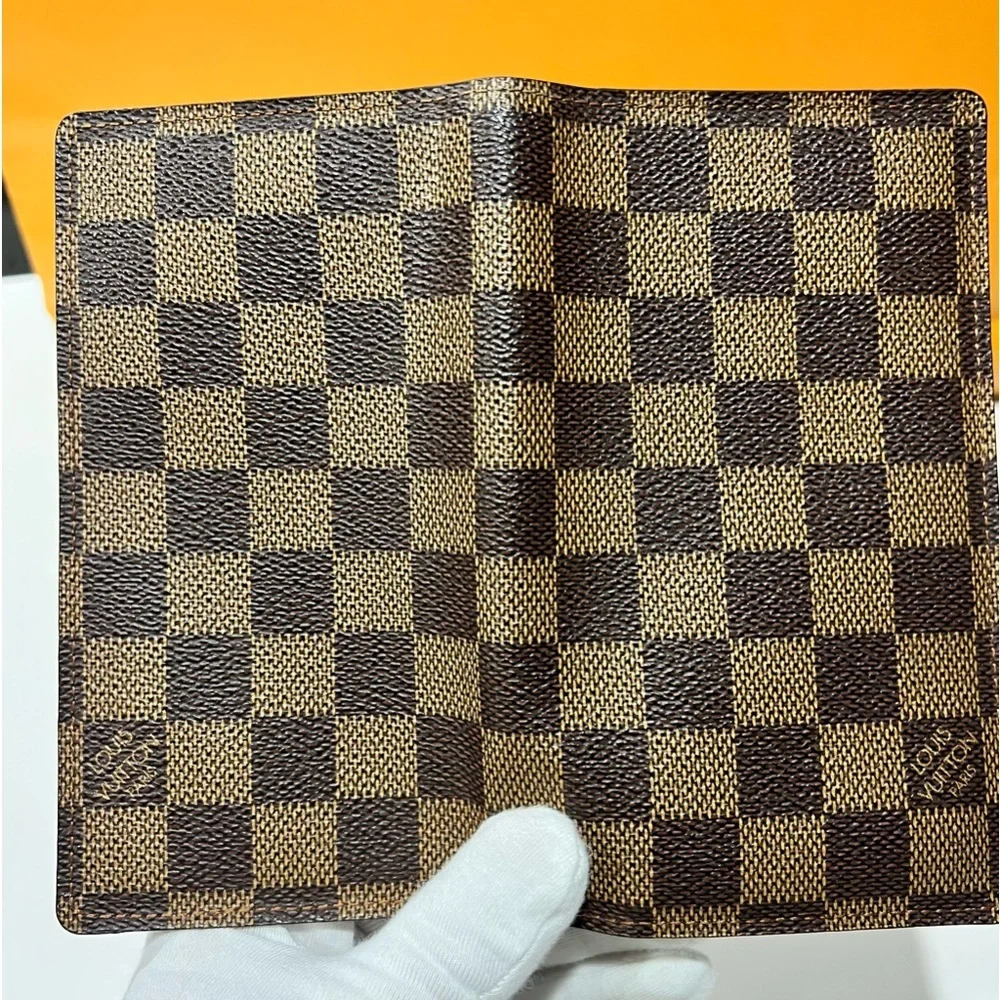 Louis Vuitton Bifild Ebene Wallet